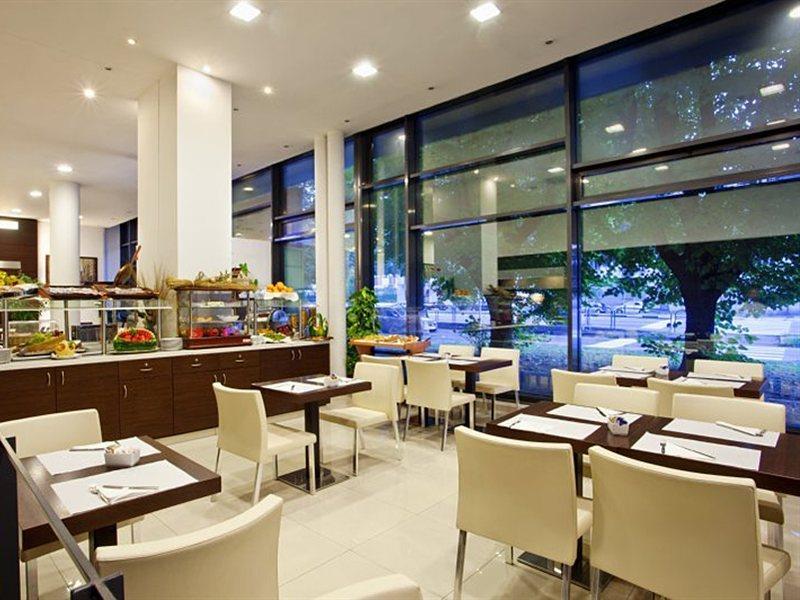 Hotel Corso Francia By Ihg 4*